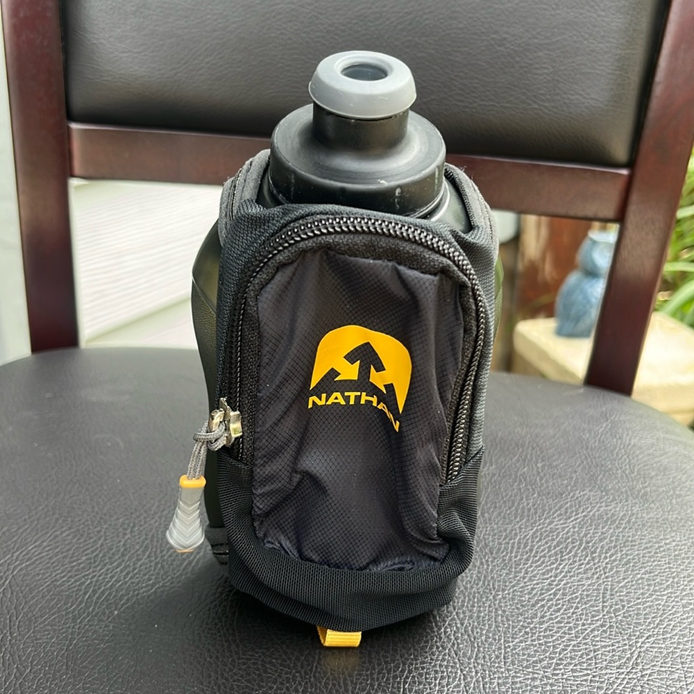 Nathan speedshot plus draw water bottle with zippered pocket 8oz bottle
